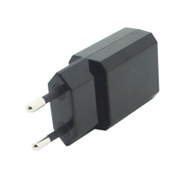 Universal usb travel power supply adapter for mobile phone